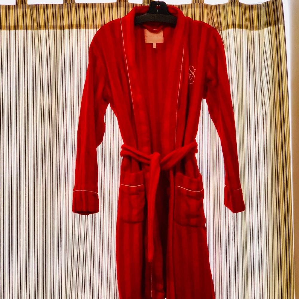 Victoria’s Secret Bath Robe